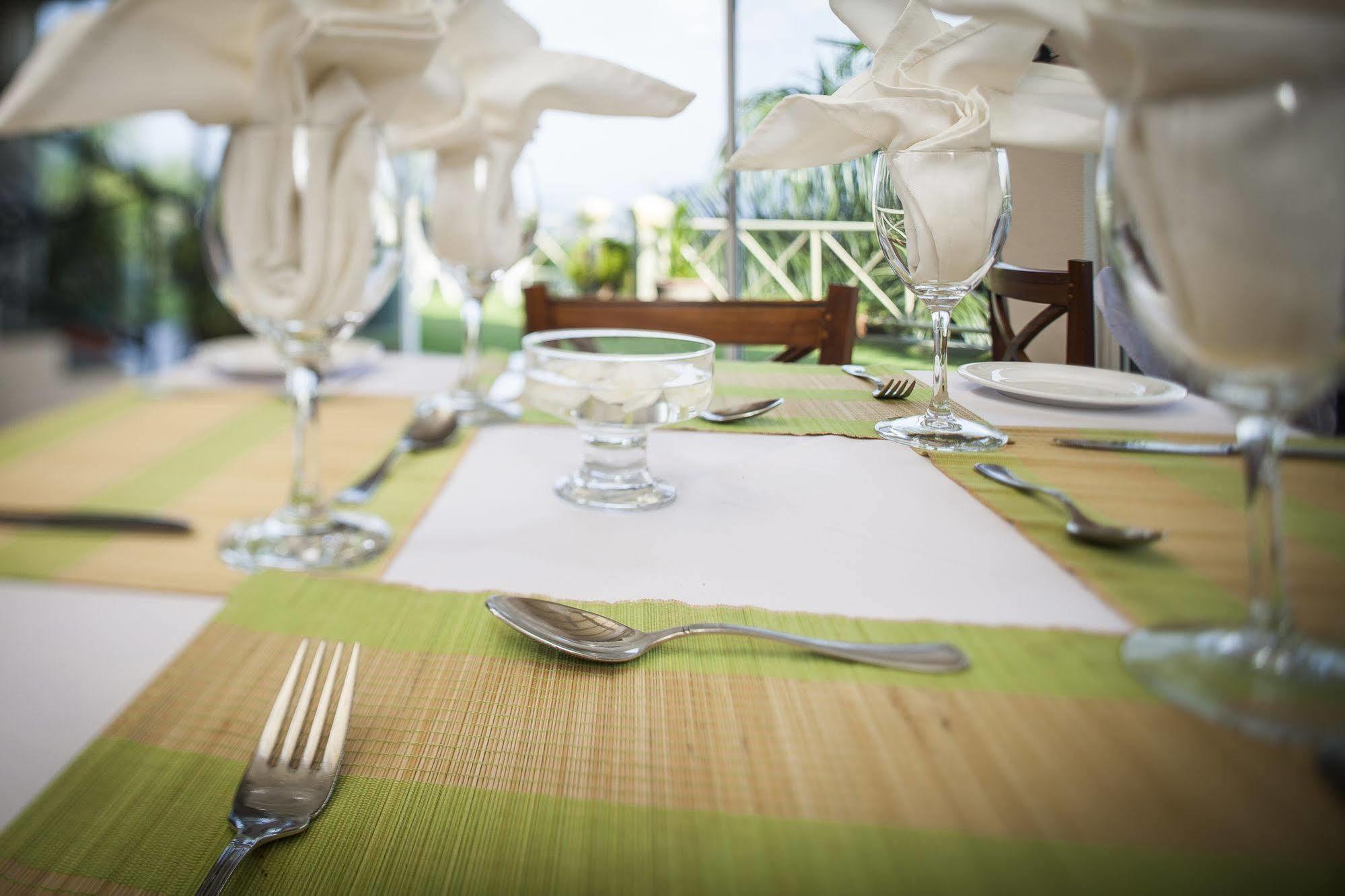 Albatross Boutique Villa Kandy Eksteriør bilde